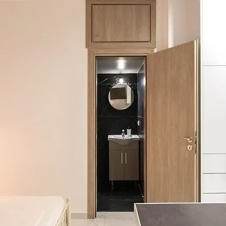 Studio In The Center Of Apartment Athens