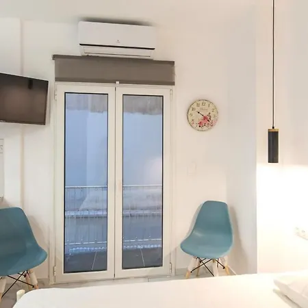 Studio In The Center Of Apartment *